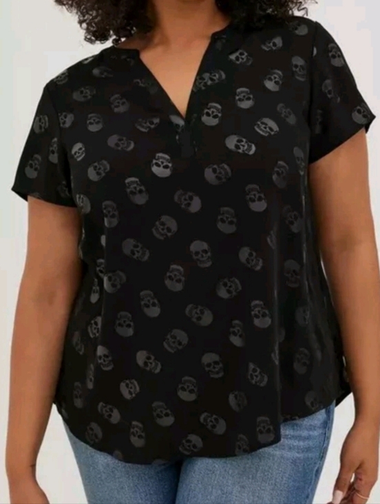 torrid Tops - Torrid Skull Print Chiffon Top Black Flowy Hi-low Hem Goth Punk Grunge 2X (FLAW)